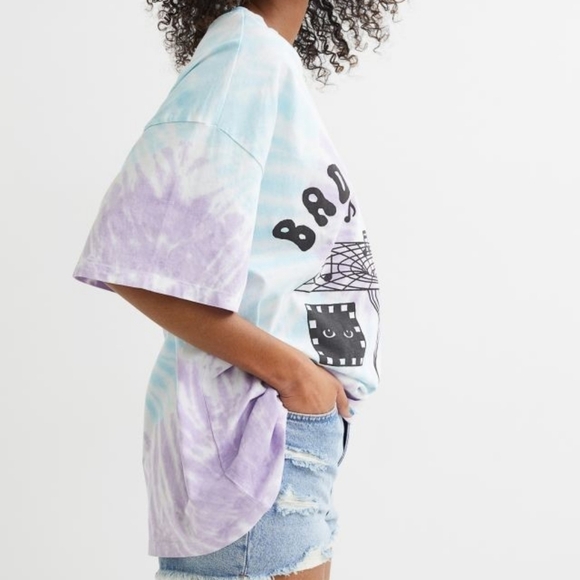 H&M Ed Sheeran Oversized Tie-Dye T-Shirt - Picture 2 of 11